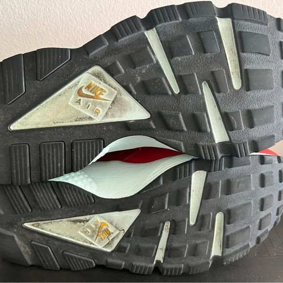 Used Womens Nike Air Huarache “Cinnamon” - Picture 5 of 10